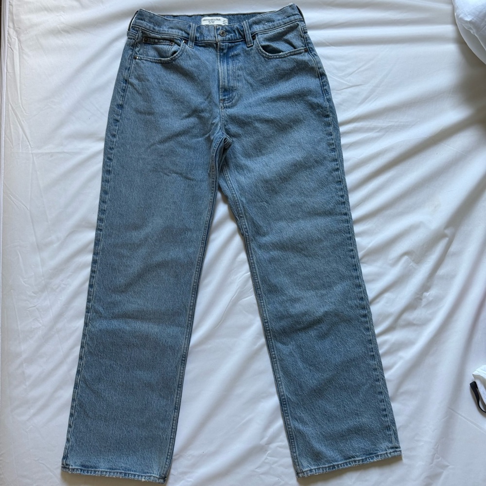 Abercrombie Low Rise Baggy Jeans